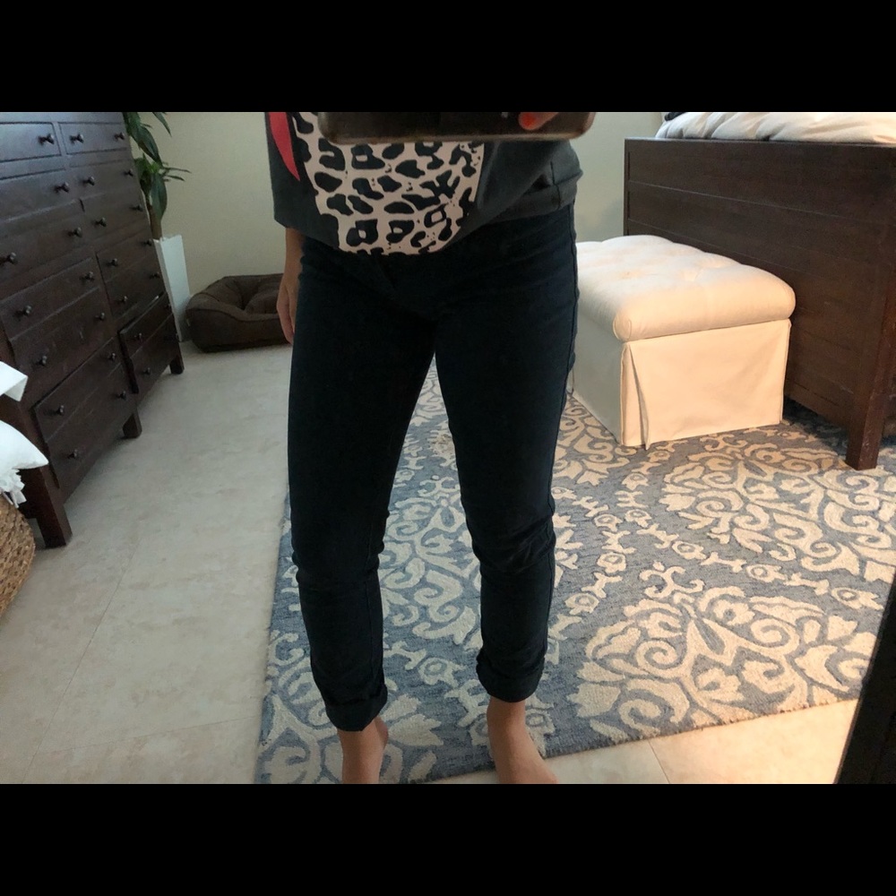 dark blue pants
